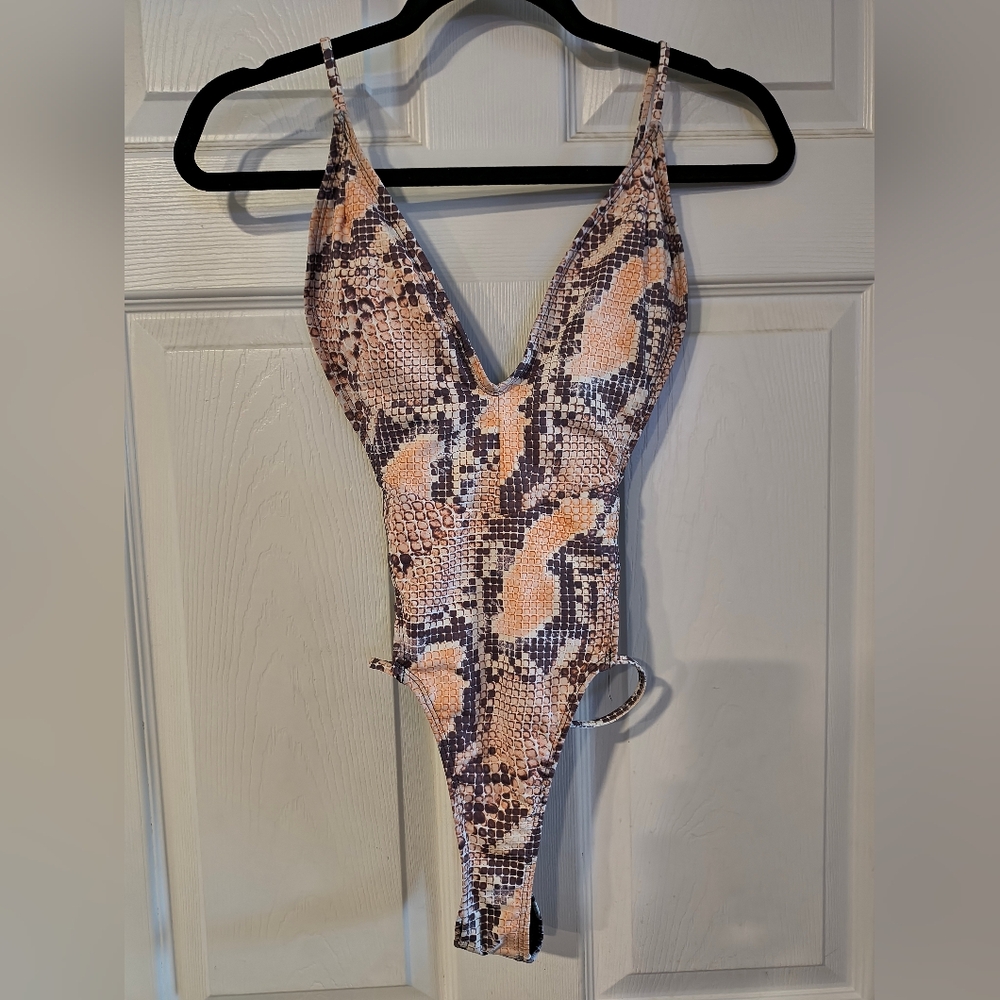 Stylish Sz S Snake Print Womens One Piece Sexy Swimsuit
